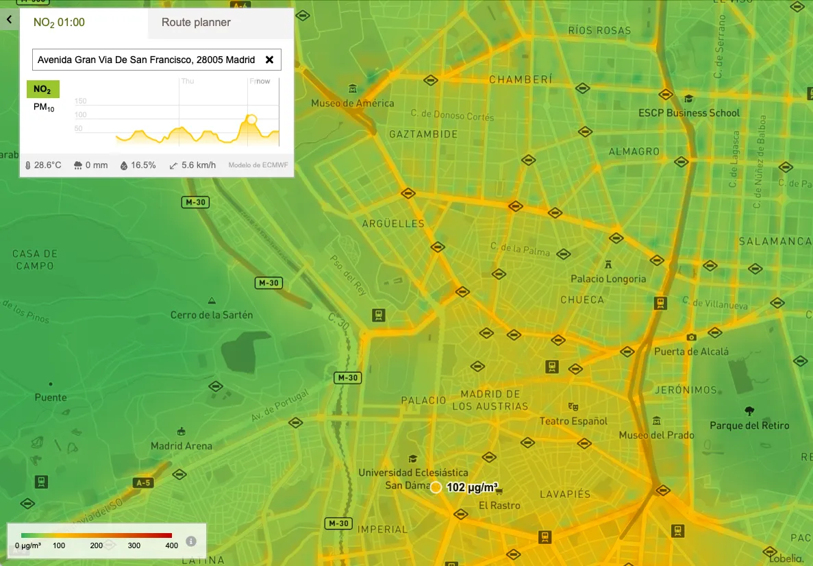 Map and time series of street-level NO₂ concentrations in Madrid, provided by RETINA and Lobelia Air.